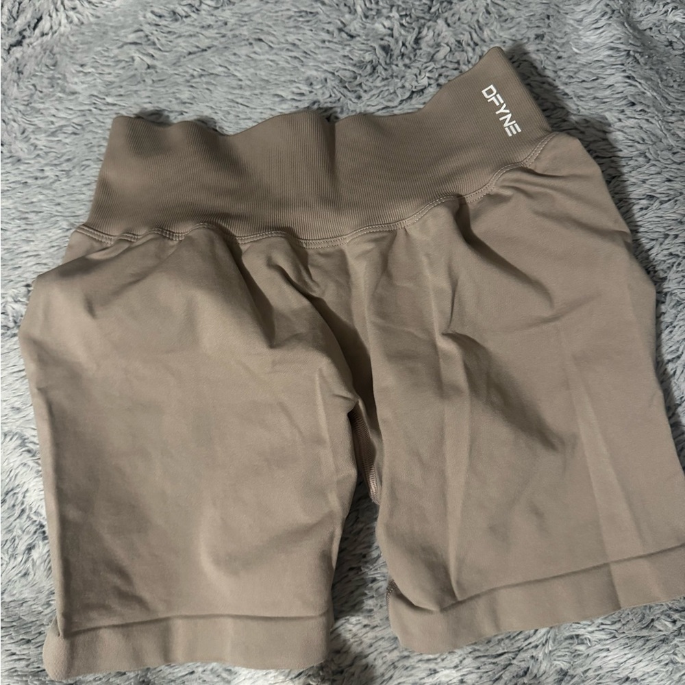 Dfyne short 4.5